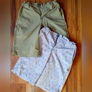 Under Armour golf shorts boys Medium